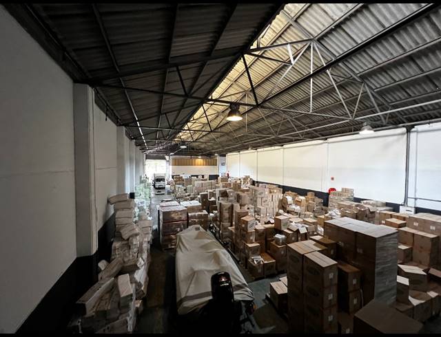 1,972M² WAREHOUSE TO LET IN BEACONVALE
